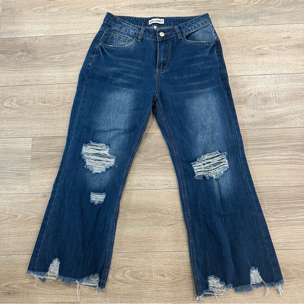 Melarie Boutique Brand New Distressed Blue Jeans